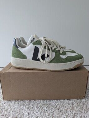 VEJA V-10 Leather Sneakers - Kiwi
